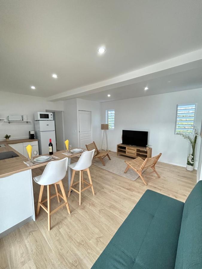 Bungalow Beausejour Le Moule Eksteriør billede